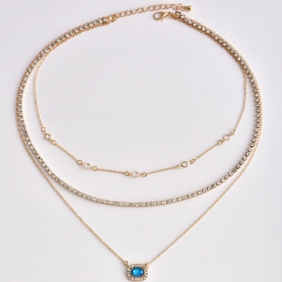 LAST ONE! NWT Blue gem style layered necklace - Picture 2 of 3